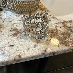 Bracelet, silver colored